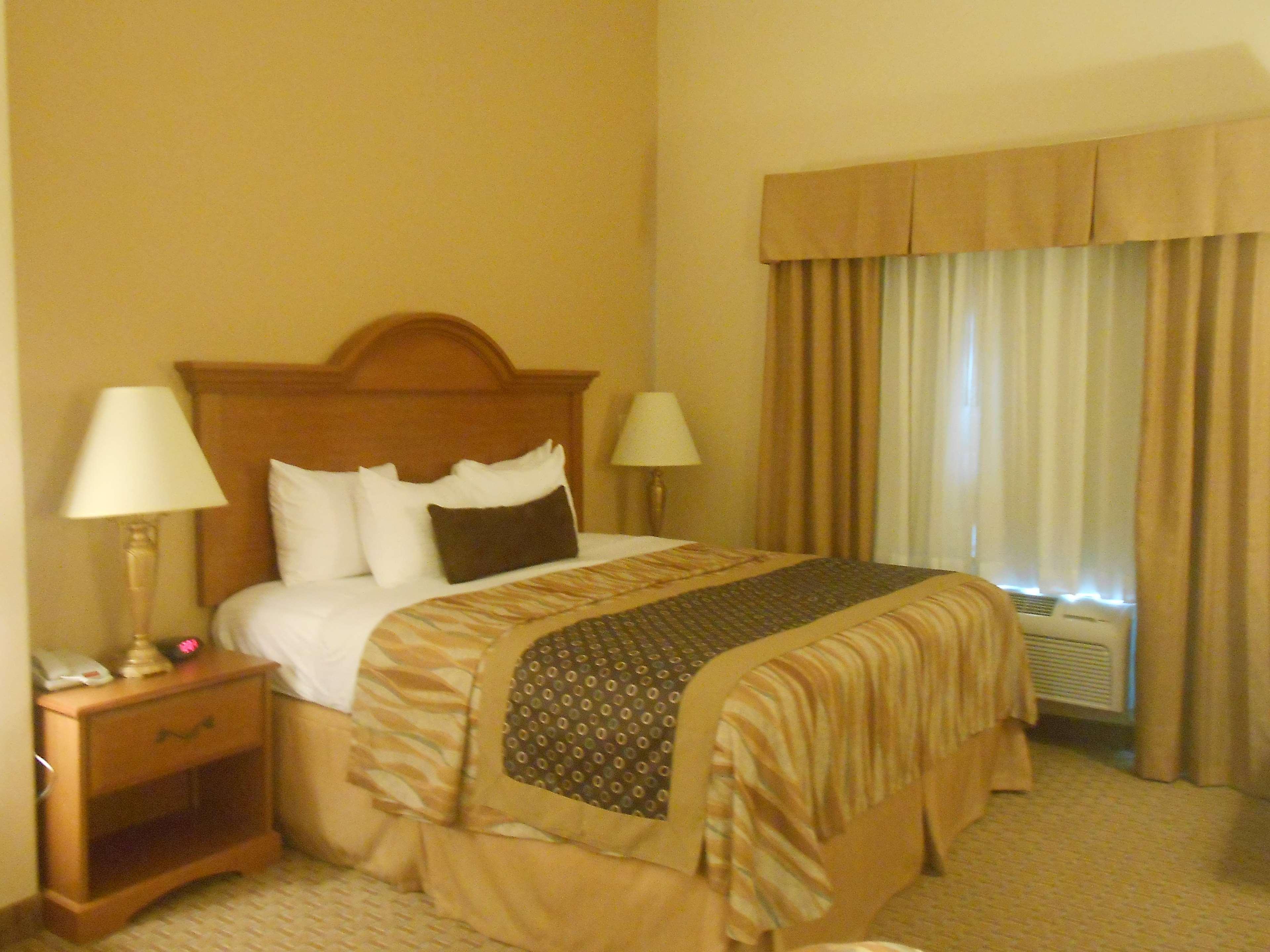 Best Western Plus New Caney Inn & Suites Exteriör bild
