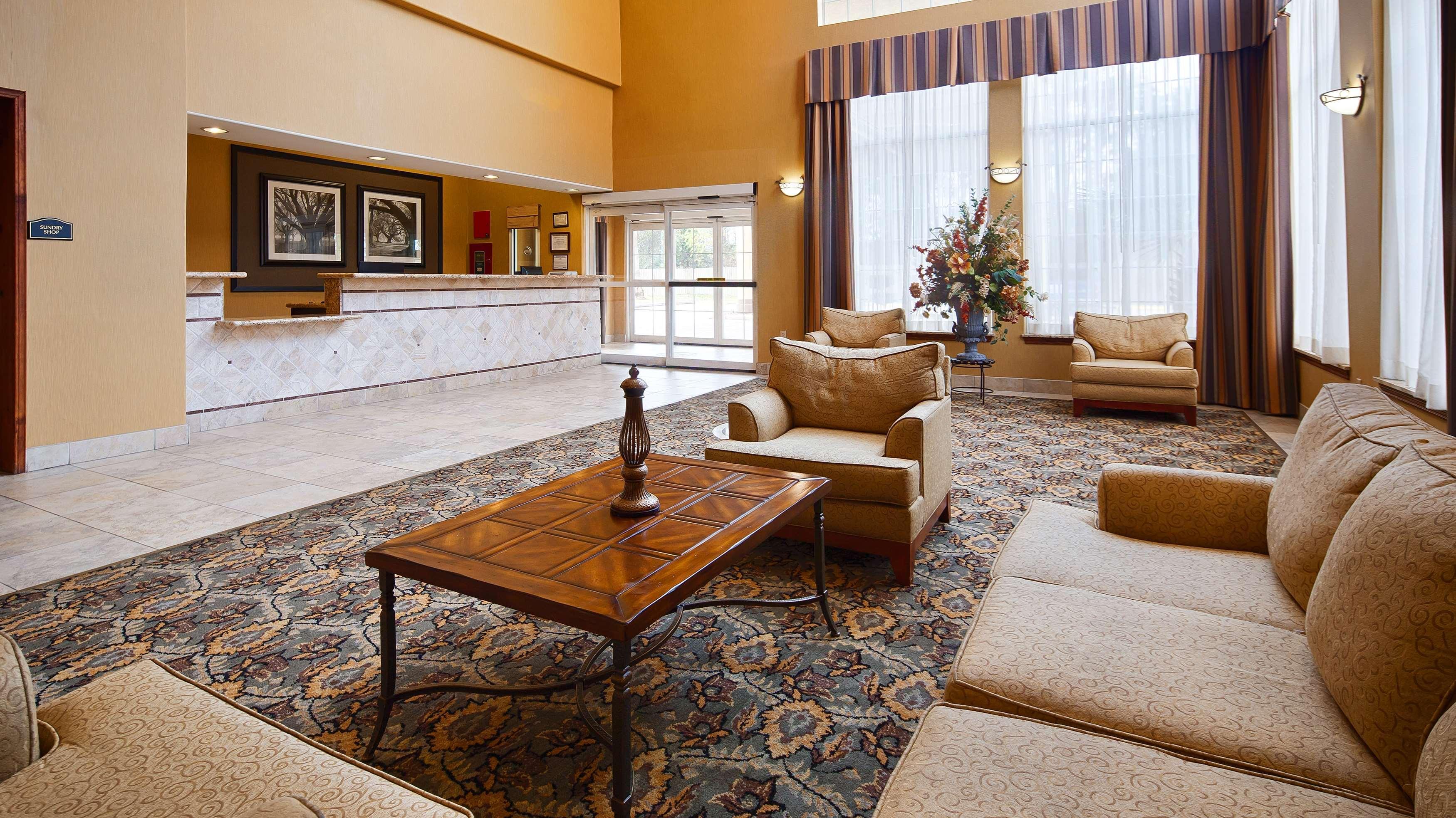 Best Western Plus New Caney Inn & Suites Exteriör bild