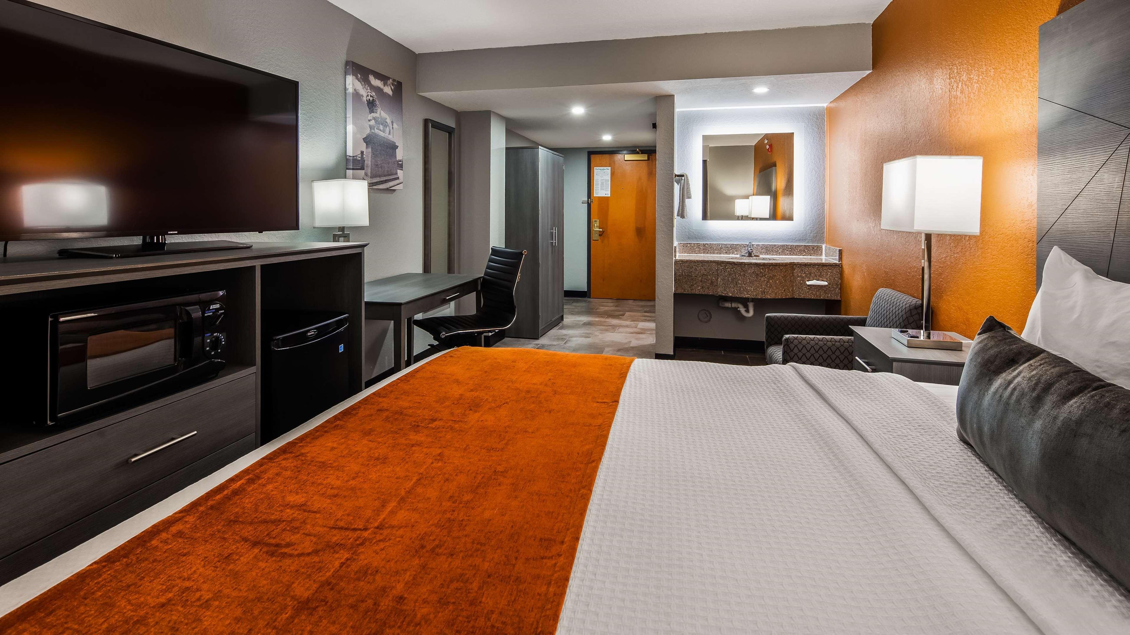 Best Western Plus New Caney Inn & Suites Exteriör bild