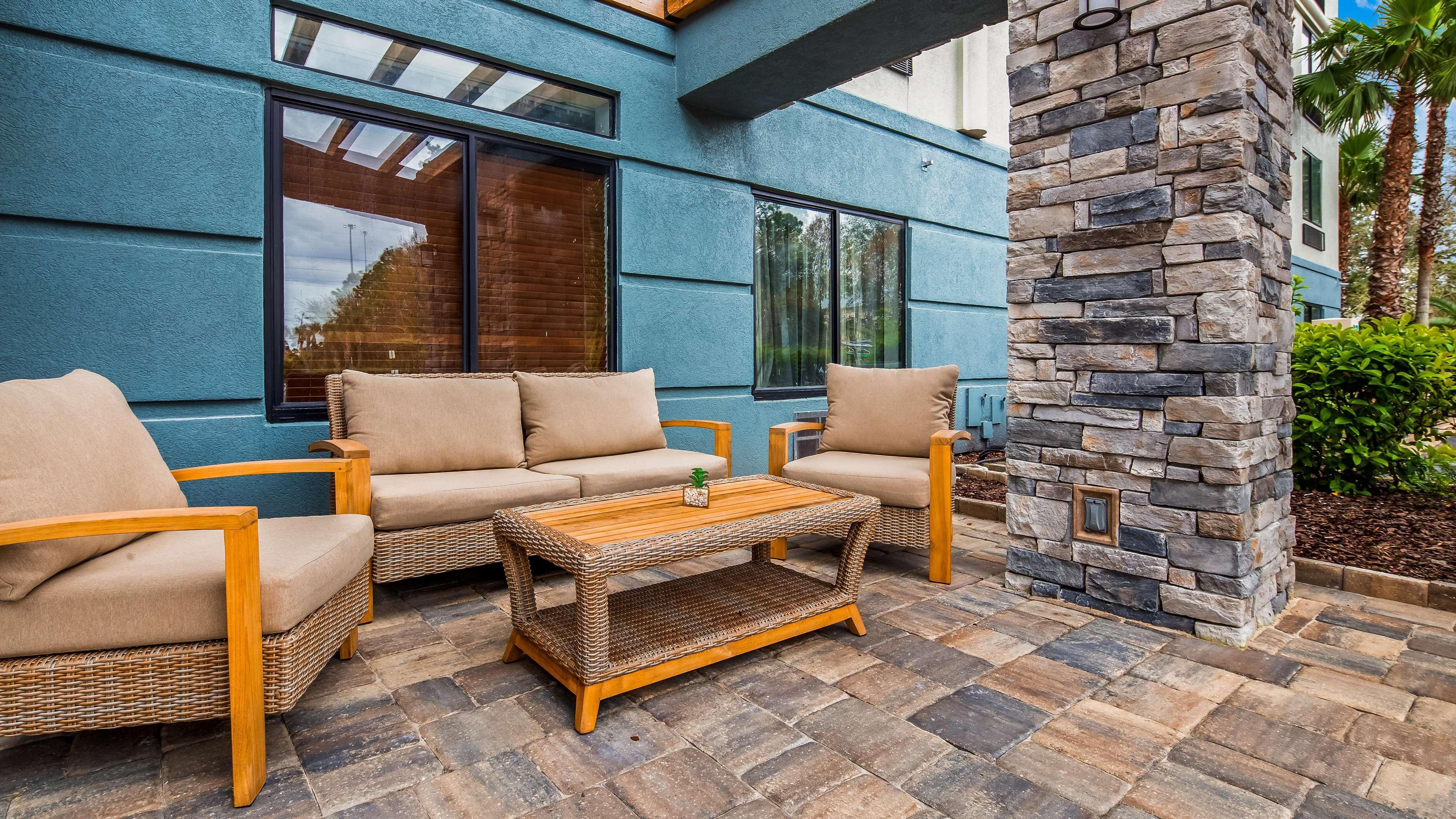 Best Western Plus New Caney Inn & Suites Exteriör bild