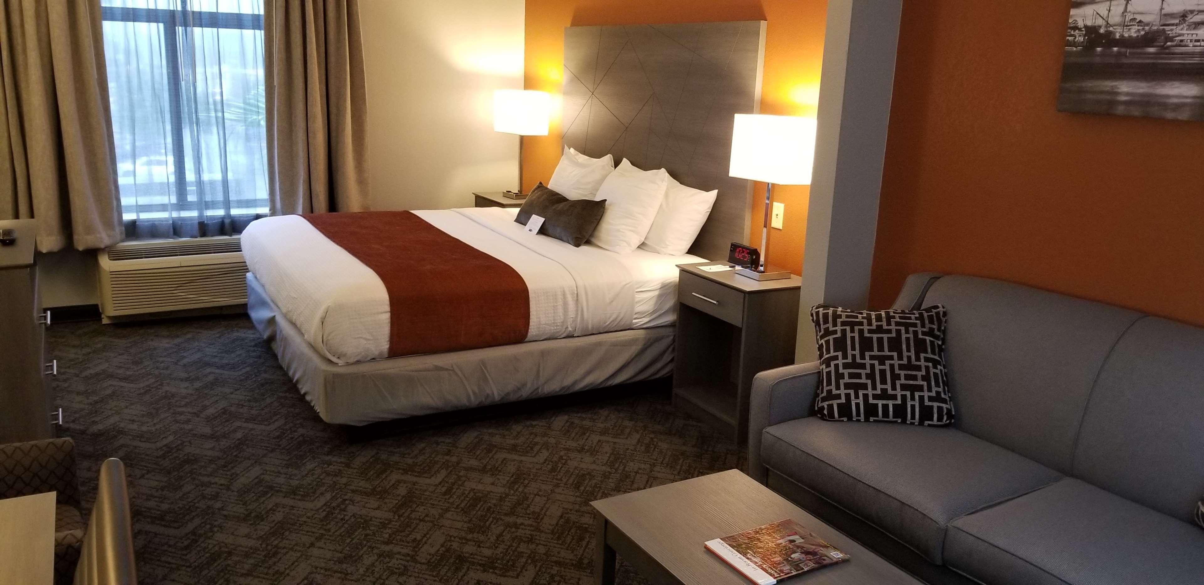 Best Western Plus New Caney Inn & Suites Exteriör bild