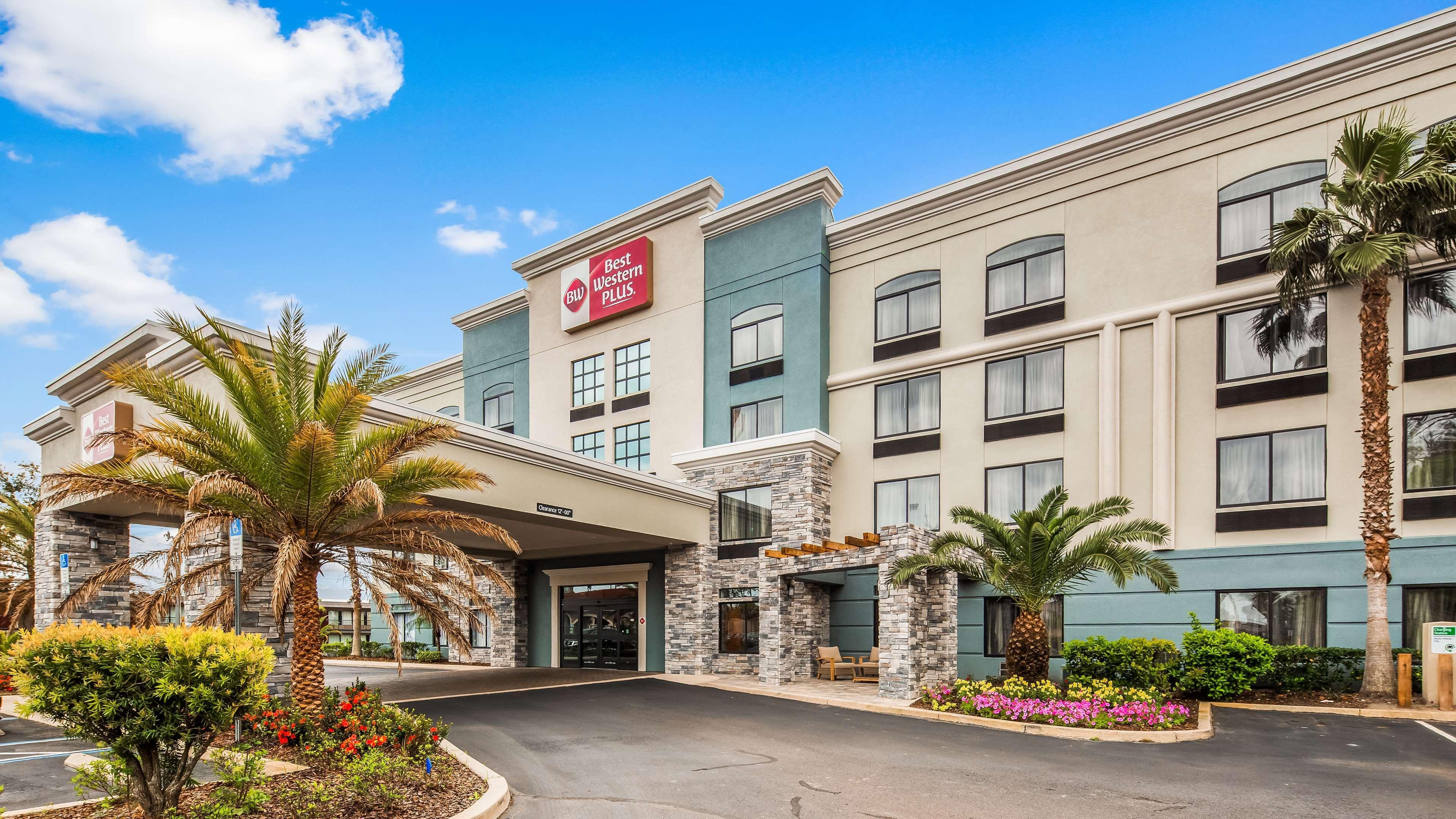 Best Western Plus New Caney Inn & Suites Exteriör bild