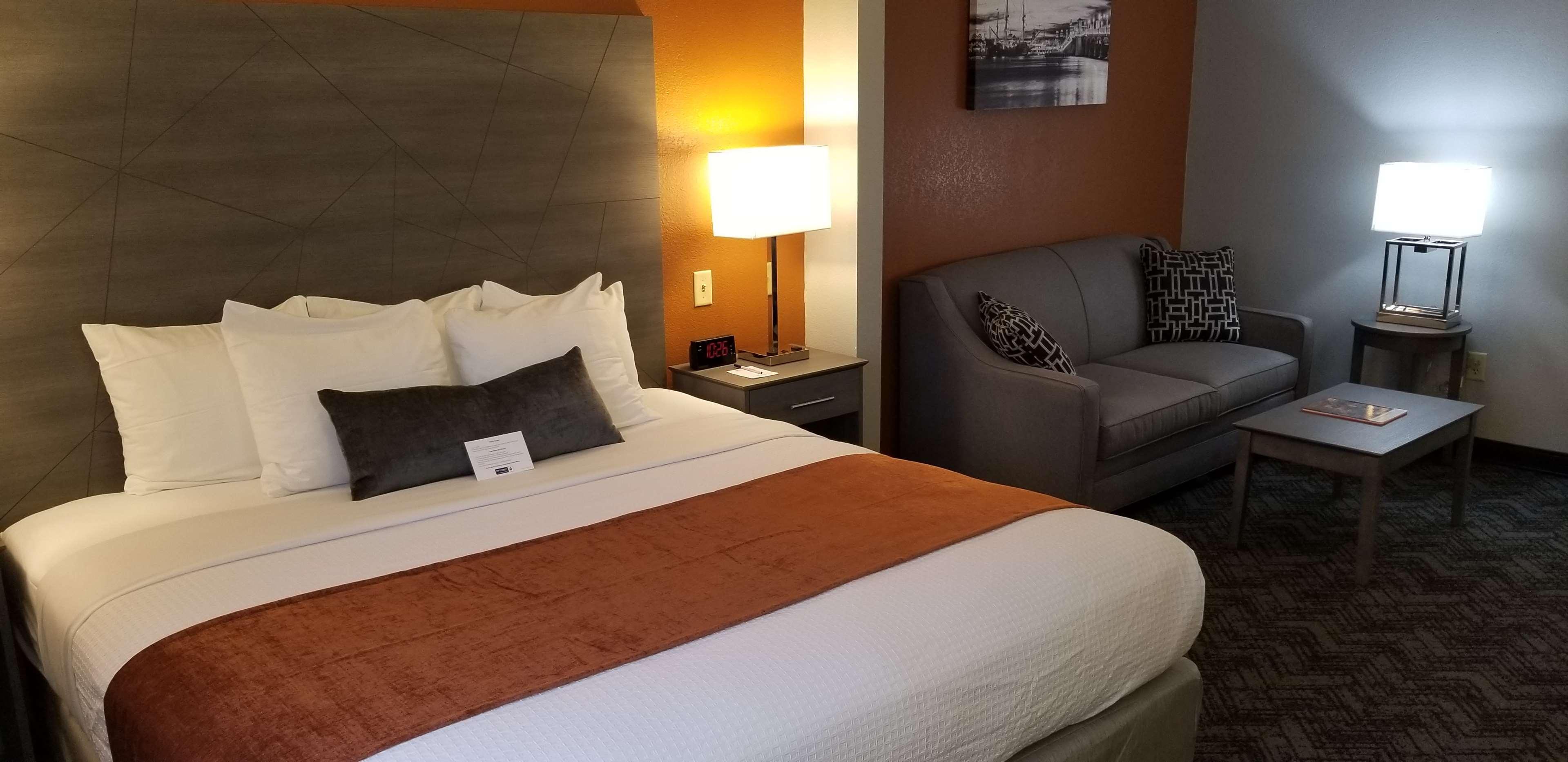 Best Western Plus New Caney Inn & Suites Exteriör bild