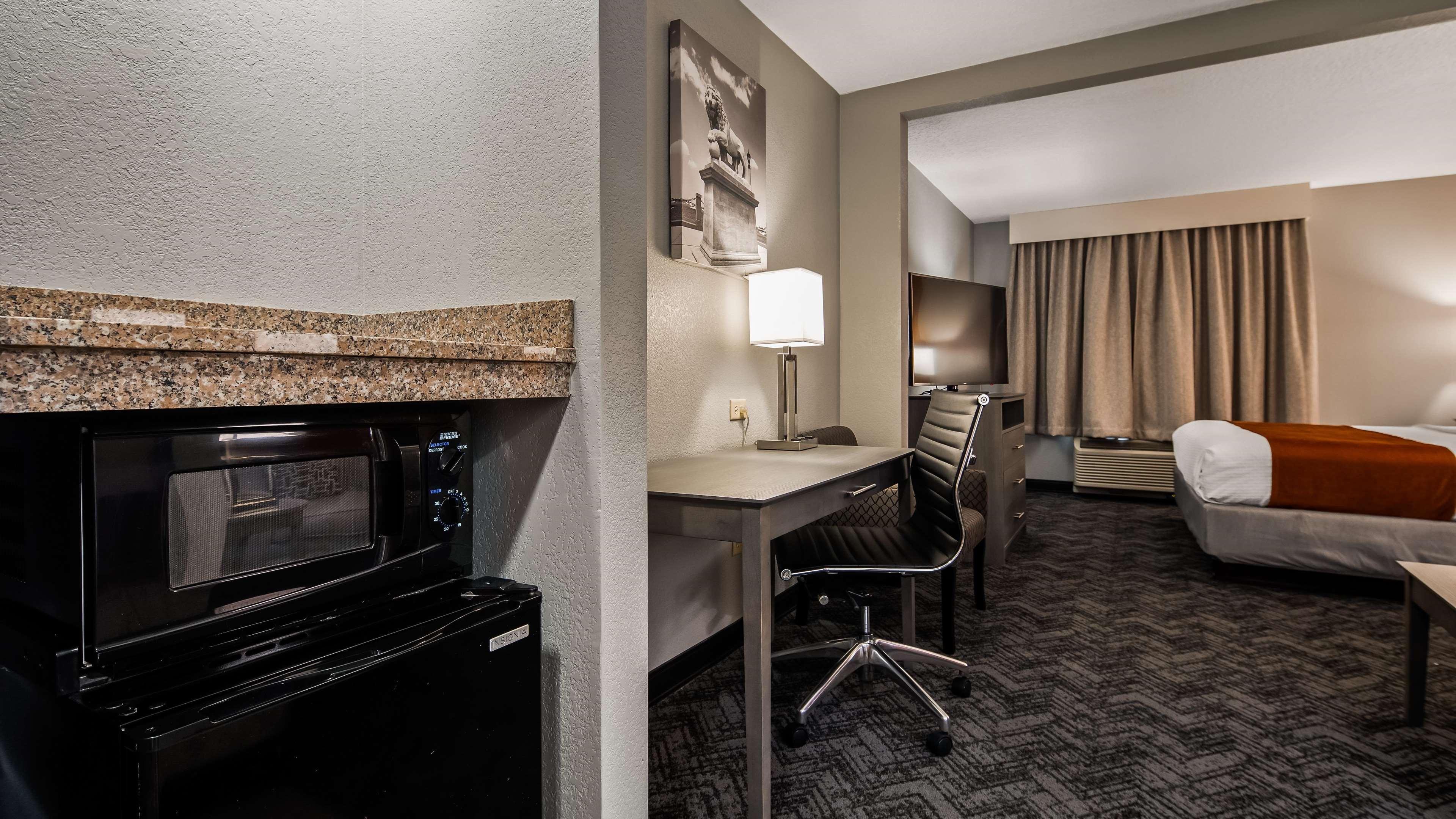 Best Western Plus New Caney Inn & Suites Exteriör bild