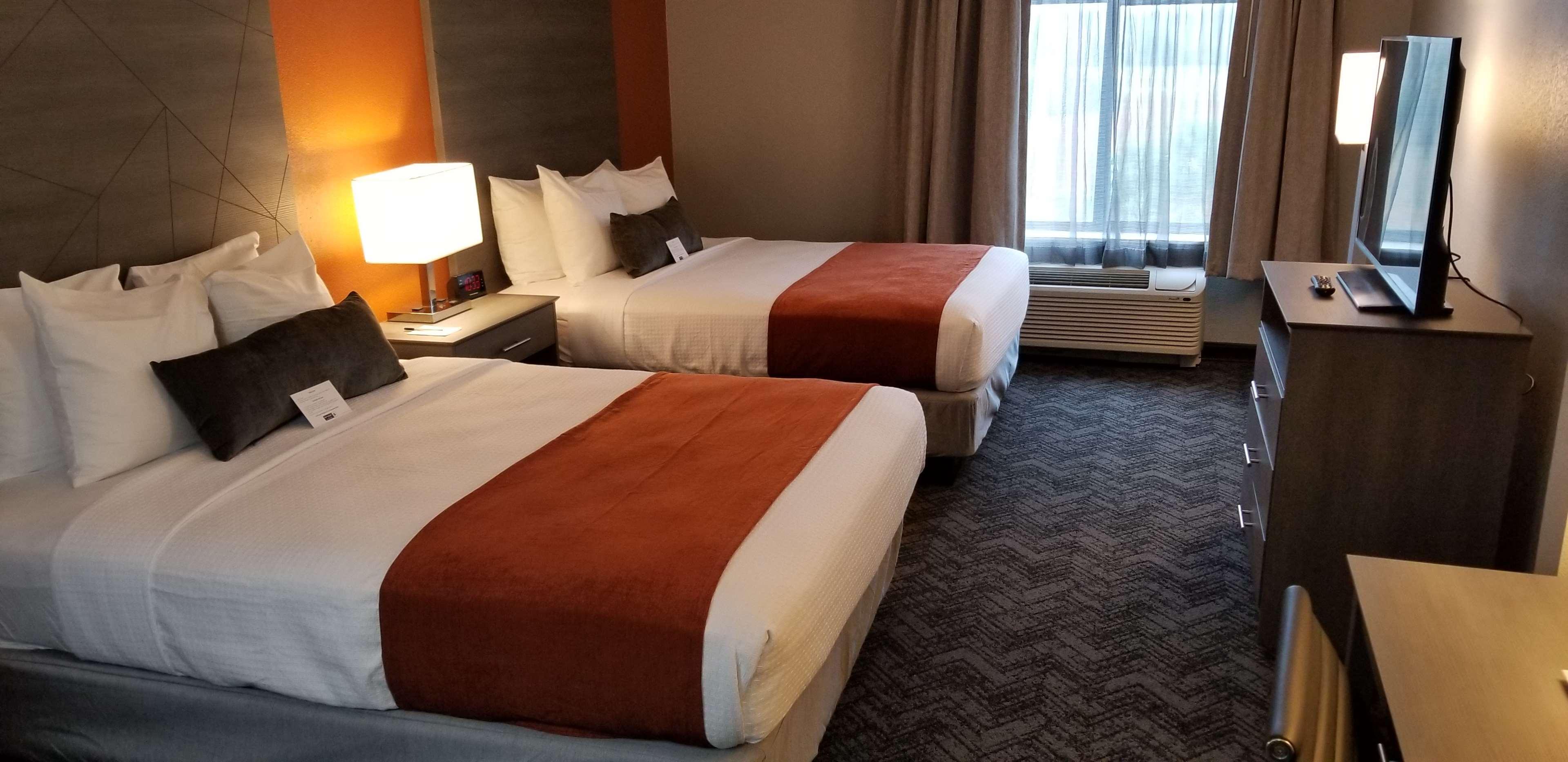 Best Western Plus New Caney Inn & Suites Exteriör bild